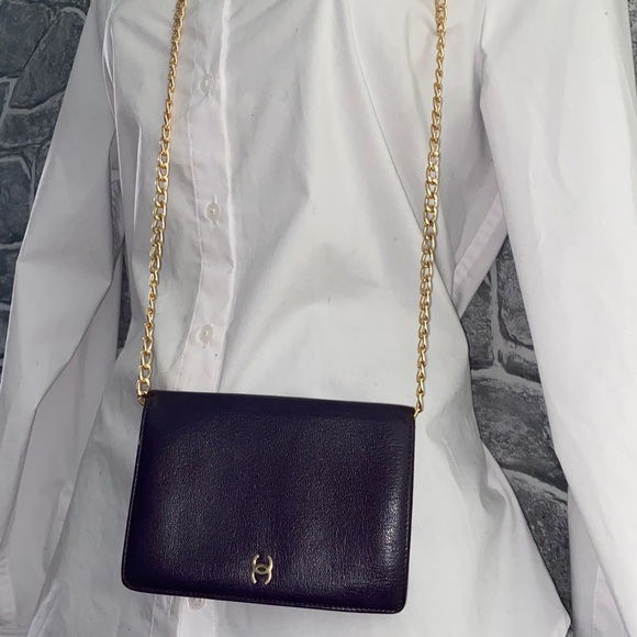 Authentic CHANEL CC Logo Purse Wallet - Picture 3 of 16